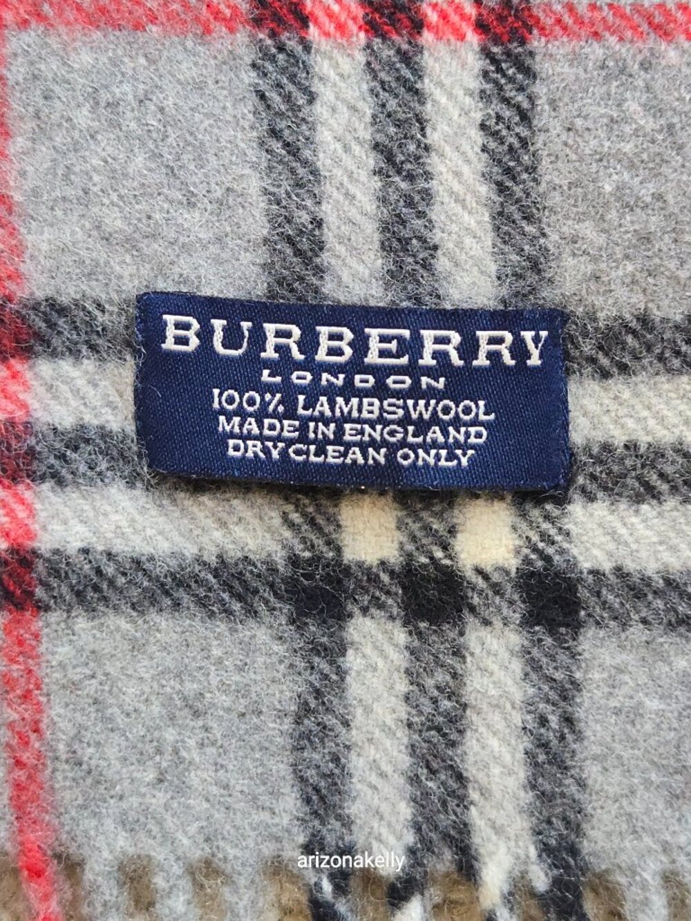 Burberry Nova Check Lambswool Scarf Grey SMALL HOLE - Picture 2 of 11